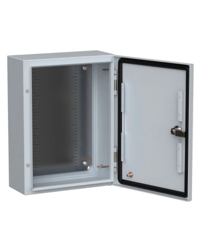ЩМП-40.30.15 TITAN 5 УХЛ1 IP66 400x300x150 (TI5-10-N-040-030-015-66). Шкаф металлический с монтажной платой. IEK в Камышине