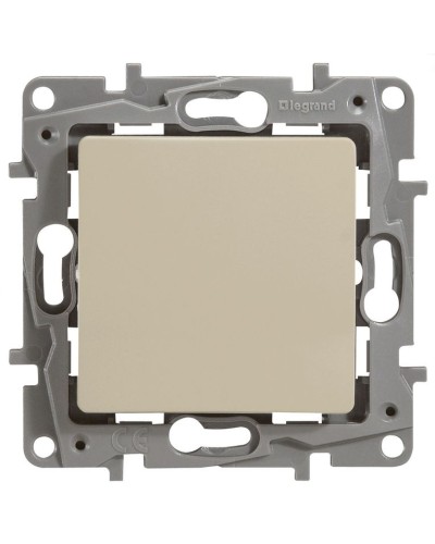 Выключатель 10AX-250В ETIKA, слоновая кость (672301). Выключатель. LegranD в Камышине