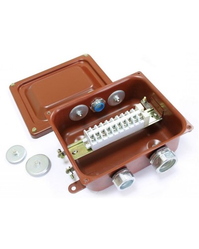 ККМА-10 У2 IP54 (zeta30372). Коробка клеммная металлическая с муфтами АТК для трубной электропроводки. ЗЭТА в Камышине